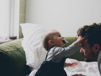Στη σύζυγό μου: Μπορώ να είμαι χρήσιμος πατέρας, αν με αφήσεις να δοκιμάσω