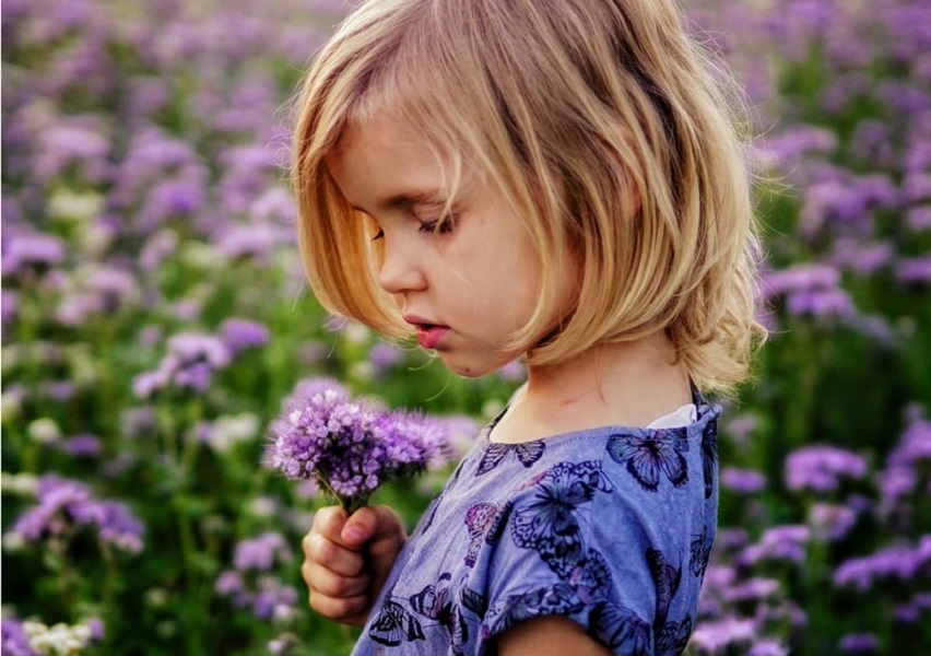 Δες το παιδί σου σαν λουλούδι. Όταν μαραίνεται, δεν του βάζεις τις φωνές