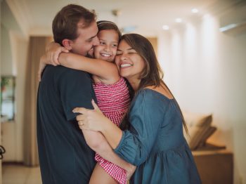 Τί είναι αυτό που κάνει μια οικογένεια να είναι ευτυχισμένη;