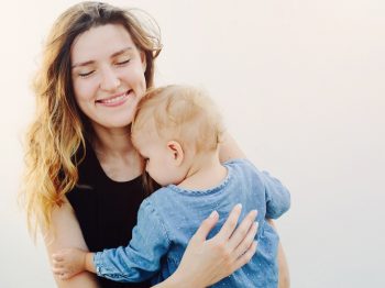 10 πράγματα που θα σε σώσουν τις πρώτες 6 εβδομάδες με το μωρό