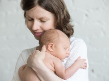 Αλλαγές στις άδειες της μητρότητας που θα ανακουφίσουν τις νέες μητέρες
