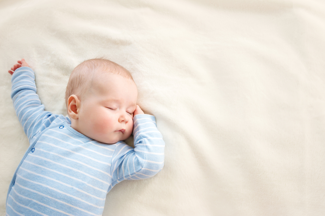 Τα μωρά δεν έχουν ιδέα για το πότε και πώς θα πρέπει να κοιμηθούν