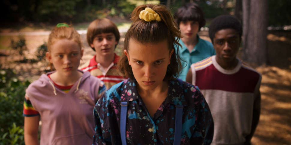 Η «Eleven» του «Stranger Things» μιλά στον Orlando Bloom για το bullying και τα δικαιώματα των παιδιών