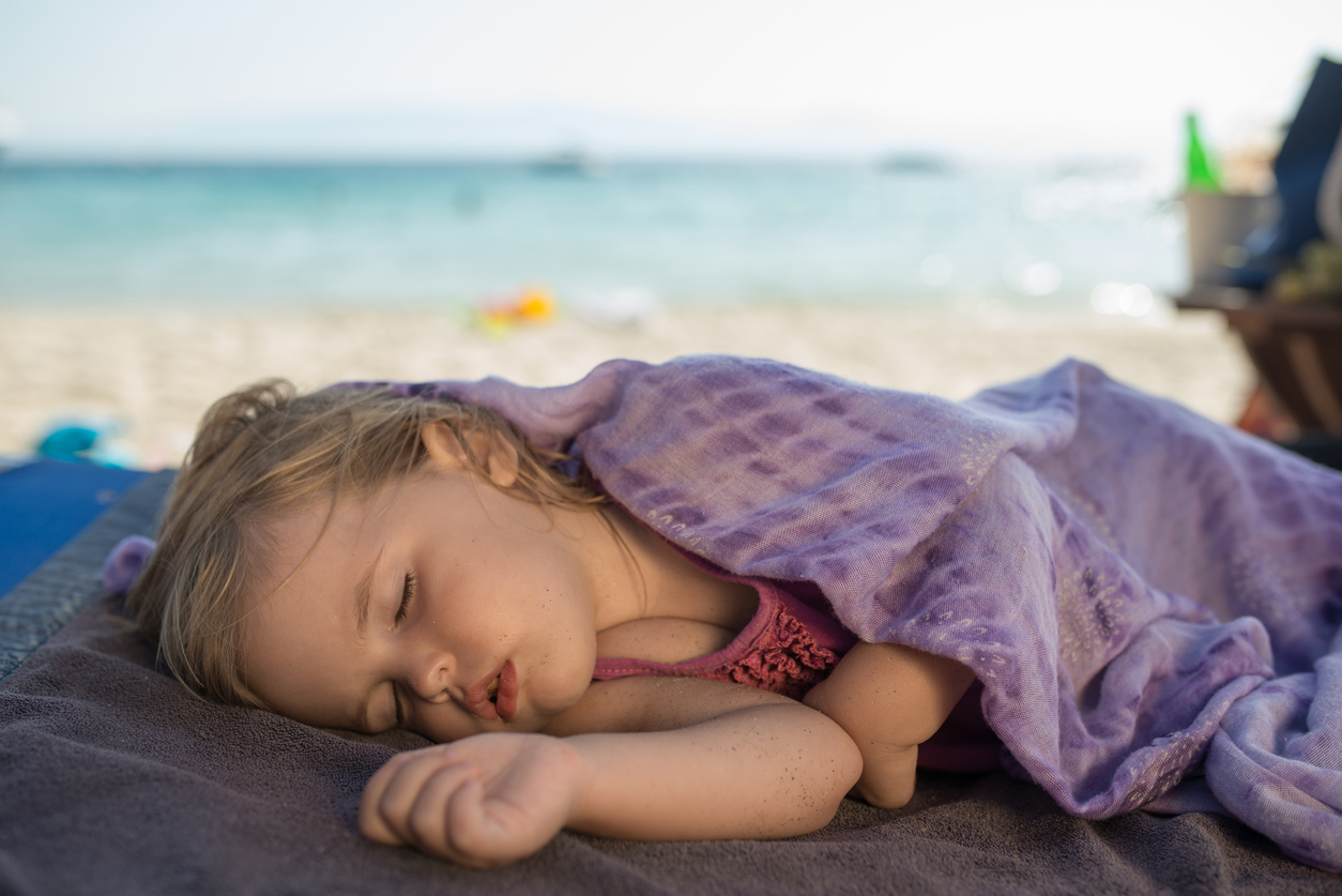 Καλοκαίρι; 6 προϋποθέσεις που εξασφαλίζουν έναν ήρεμο ύπνο στο παιδί