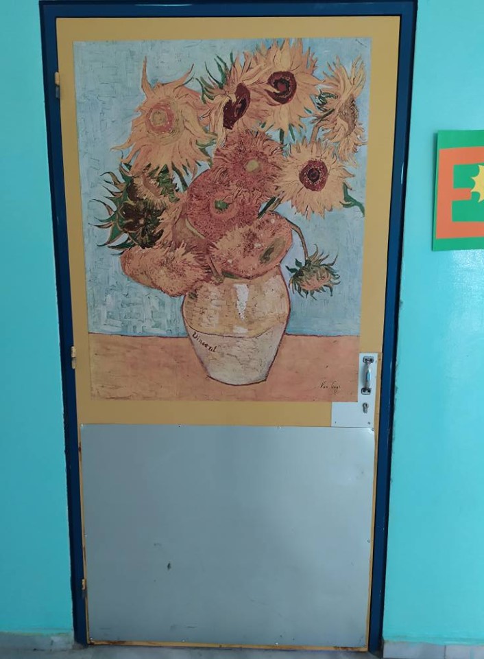 Το δημοτικό σχολείο που στα διαλείμματα παίζει Χατζιδάκι και κοσμείται με πίνακες του Πικάσο