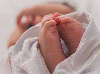 Κορονοϊός: Νεογέννητο νοσηλεύεται διασωληνωμένο στη ΜΕΘ του Νοσοκομείου Παίδων