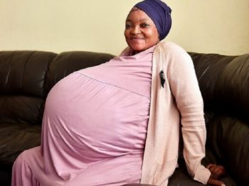Υποψήφια για Ρεκόρ Γκίνες: Γυναίκα από τη Νότιο Αφρική γέννησε δεκάδυμα