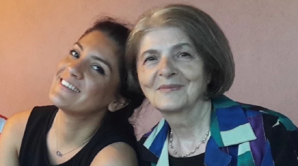 Σουλτάνα Παρτάλη: Η σούπερ γιαγιά που στα 76 της χρόνια πήρε απολυτήριο λυκείου με 19,8