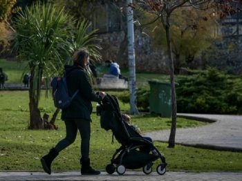 "Νταντάδες της Γειτονιάς": Αρχίζουν τον Φεβρουάριο για βρέφη 2 μηνών έως 2,5 ετών