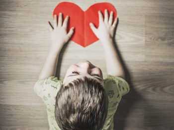 Χρησιμοποιούμε την Εξουσία ή την Αγάπη για να οριοθετήσουμε τα παιδιά μας;