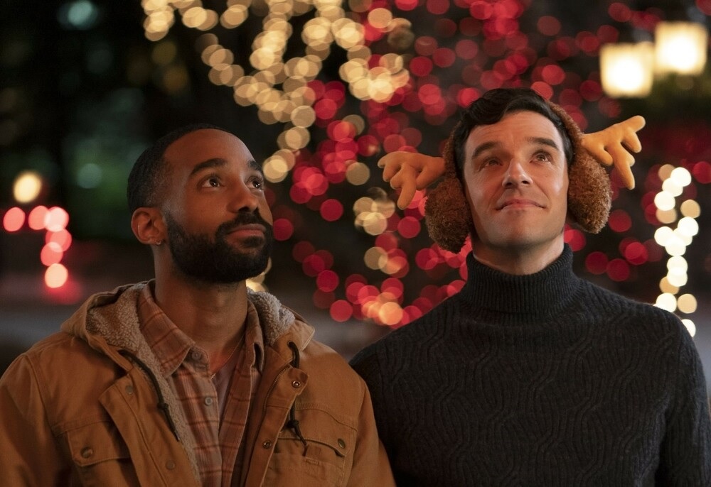 Netflix: Η πρώτη γκέι χριστουγεννιάτικη ταινία είναι γεγονός!