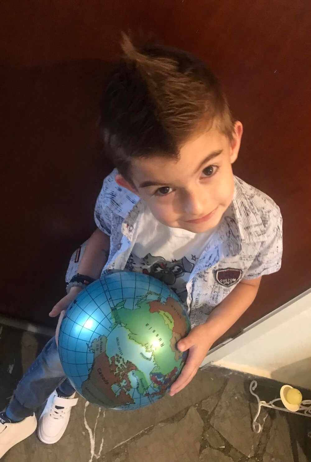 O μικρός Νικόλας είναι μόλις 5 ετών, έχει IQ 140 και θέλει να γίνει γιατρός στη NASA