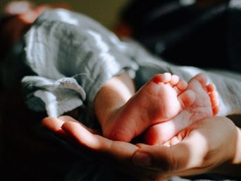 Σιβηρία: Νεογέννητο βρέφος βρέθηκε εγκαταλελειμμένο στους -20 βαθμούς Κελσίου