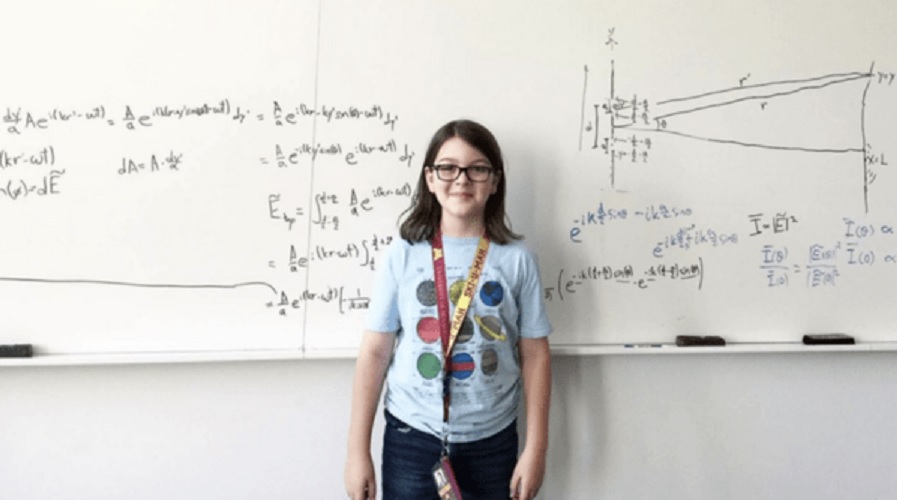 13χρονος «Σέλντον» ξεκινά από τώρα το διδακτορικό του στη Φυσική