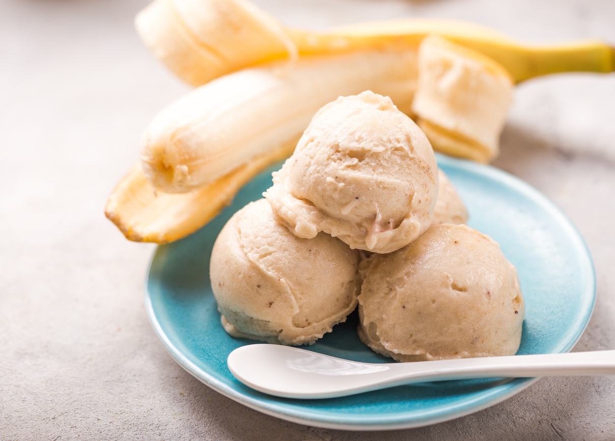 4 διαφορετικές συνταγές για παγωτό με μπανάνα