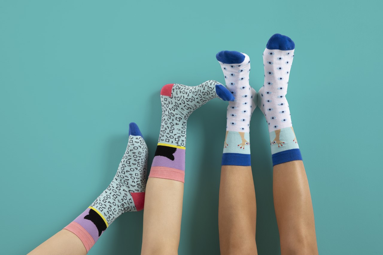 Together We Create «Ζεστά Πόδια – Ζεστή Καρδιά»: Συλλεκτικά CHARMing Socks για καλό σκοπό!