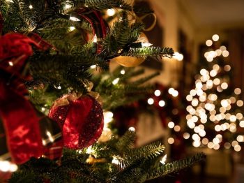 Χριστουγεννιάτικα λαμπιόνια – Πόσο αυξάνουν τον λογαριασμό του ρεύματος
