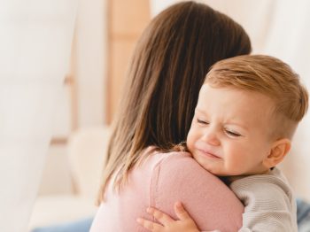 Χρήσιμες συμβουλές για να μην ταράζεσαι όταν κλαίει το μωρό σου