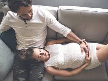 Ερωτικές επαφές στην εγκυμοσύνη: Όλα όσα θέλουμε να ξέρουμε