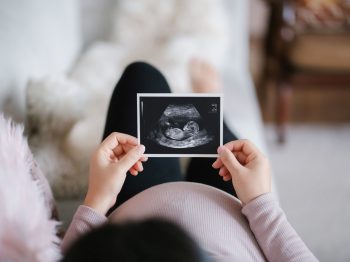 9 ανησυχίες που έχουν οι περισσότερες γυναίκες πριν την πρώτη εγκυμοσύνη
