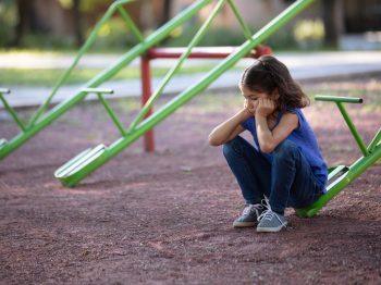 Πώς μπορούμε να βοηθήσουμε το παιδί να ξεπεράσει την απόρριψη;