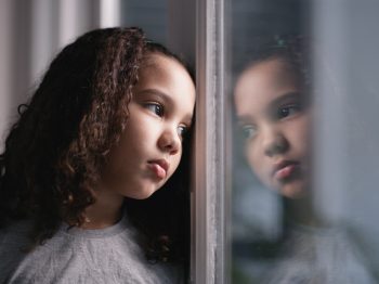 Έρευνα: Αύξηση των συμπτωμάτων κατάθλιψης σε παιδιά και εφήβους κατά την διάρκεια της πανδημίας Covid-19