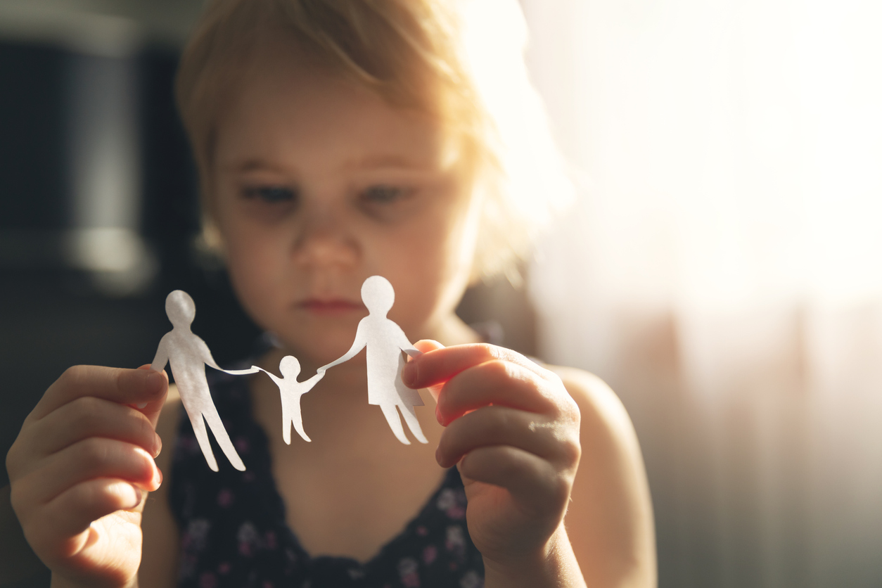 Διαζύγιο: Πώς πρέπει να στηρίζουμε τα παιδιά όταν οι γονείς χωρίζουν