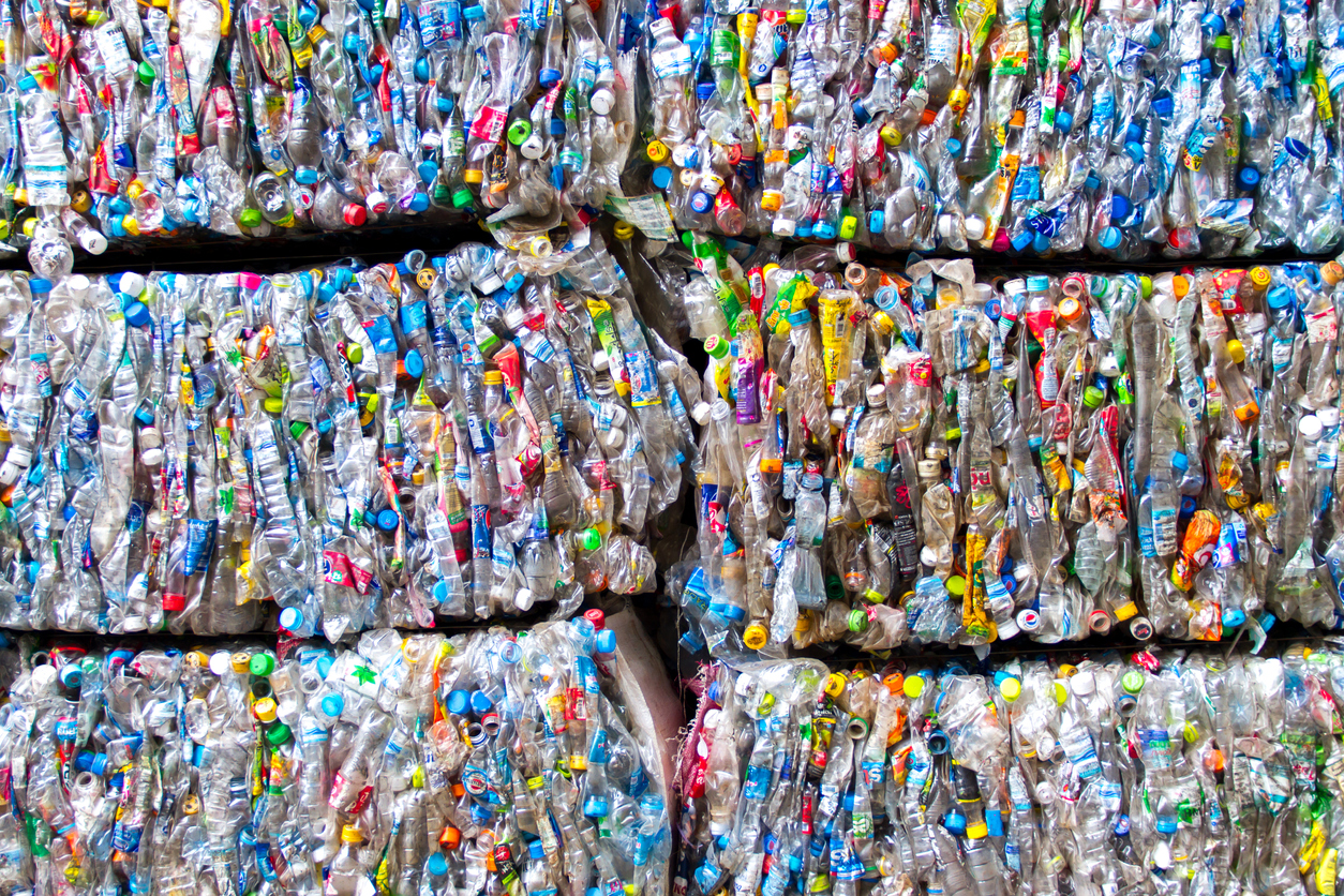 Αντόνιο Γκουτέρες: O γενικός γραμματέας του ΟΗΕ μας καλεί να σπάσουμε τον εθισμό μας στα πλαστικά