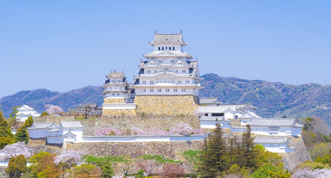 Το εμβληματικό ιαπωνικό μεσαιωνικό κάστρο Himeji με 2.125 «κυβάκια»