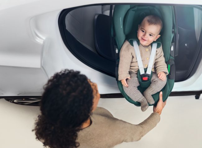 Η Maxi-Cosi παρουσιάζει το μέλλον των παιδικών καθισμάτων αυτοκινήτου για να διευκολύνει την καθημερινή ζωή των γονέων
