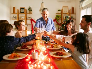 Κατά, περίπου, 20%, ακριβότερα σε σχέση με πέρυσι, θα κοστίσει φέτος το τραπέζι των Χριστουγέννων