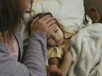 Στρεπτόκοκκος: Τα συμπτώματα που πρέπει να μας θορυβήσουν - Πώς προκλήθηκε ο θάνατος του 8χρονου
