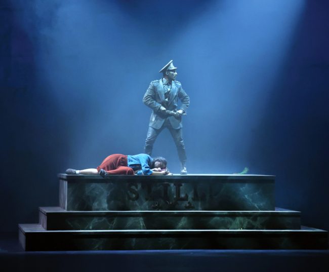 «Still! - Ένα άγαλμα που γύρισε τον κόσμο»: μια ωδή στην ειρήνη, τη φιλία, τη διαφορετικότητα στο θέατρο Ολύμπια