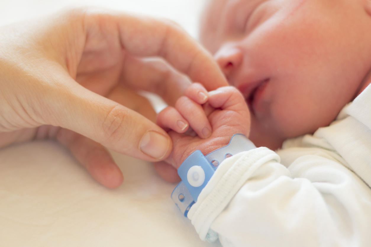 Ενισχύονται τα επιδόματα τέκνων και γέννησης μετά το νέο αρνητικό ρεκόρ γεννήσεων