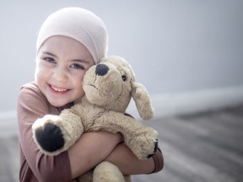 Παγκόσμια Ημέρα κατά του Παιδικού Καρκίνου: Μια ημέρα αγάπης για τη γενναιότητα και το κουράγιο των παιδιών που παλεύουν με τον καρκίνο, εκείνων που έχουν αποθεραπευτεί και εκείνων που δεν είναι πια κοντά μας