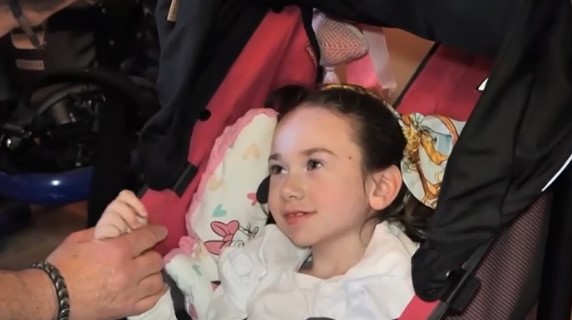 Η συγκλονιστική ιστορία της 7χρονης Σοφιλένιας που διαγνώστηκε με ένα σπάνιο σύνδρομο