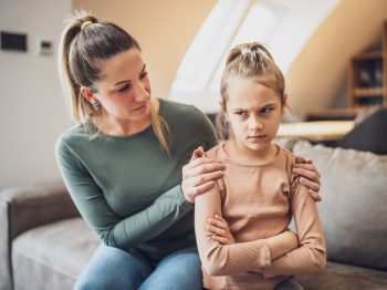 4 τρόποι για να μάθουμε στα παιδιά να διαχειρίζονται τον θυμό τους